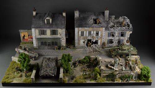 French city and fountain in ruins - diorama