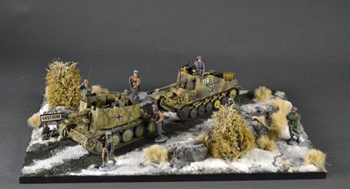 Road to Bastogne through winter terrain - diorama