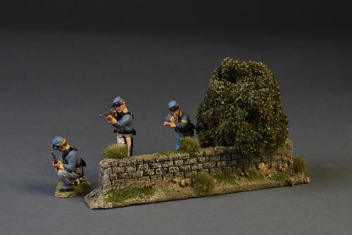 Stone wall with bush (only 1 in stock)